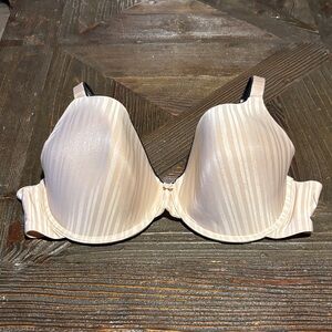 Chic Cream Striped Bra
